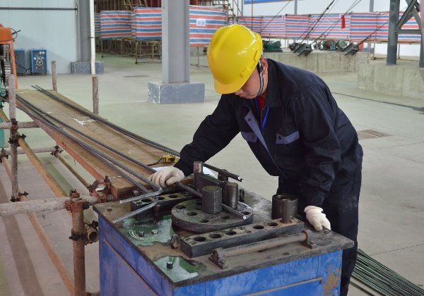 �ֽ��ѵѧУ